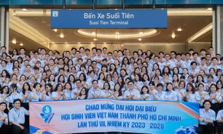 459 đại biểu tham dự Đại hội Hội Sinh viên TP. HCM lần VII hào hứng trải nghiệm tuyến Metro số 1