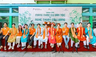 Lan tỏa tình yêu với nhạc cụ dân tộc