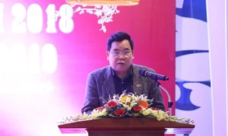 Bắt nguyên phó tổng biên tập một tạp chí 