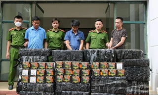 Thuê ô tô, chất nửa tấn pháo từ Quảng Trị ra Nghệ An