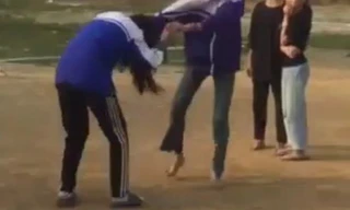 Vụ việc học sinh bị đánh hội đồng tại Thanh Hoá vào tháng 2/2023. Ảnh minh hoạ