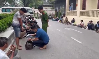 Bắt băng nhóm gây loạt vụ cướp giật, trộm tài sản trong đêm khai mạc lễ hội biển Sầm Sơn