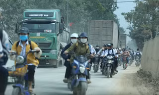 Tuyến tỉnh lộ 542C gánh cả nghìn lượt xe ben, xe trọng tải lớn chạy ngày đêm 