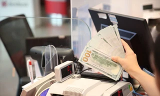 Giá USD trên thị trường tự do đã vượt mức 26.000 đồng. Ảnh: Như Ý