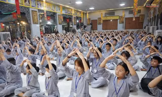 Lại nóng chuyện khóa tu mùa hè 