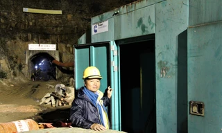 Phạm Hồng Quảng, Phó giám đốc Điện lực Lạc Dương, bên máy phát cung cấp điện cho hoạt động cứu hộ, cứu nạn tại Đạ Dâng