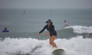 'Chị đại' kéo về Đà Nẵng đạp sóng