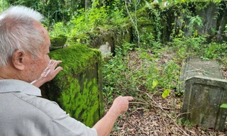 Ngôi mộ cổ được cho là của nữ sĩ Hồ Xuân Hương