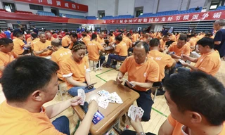 Trận chung kết cuộc thi guandan ở thành phố Hoài An, tỉnh Giang Tô, Trung Quốc ngày 18/6. Ảnh: AP