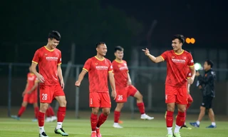 Trọng Hoàng (giữa) sẽ là “quân bài” bất ngờ của thầy Park. Ảnh: Hữu Phạm (từ UAE)