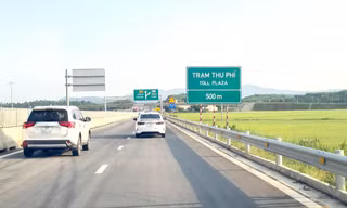 Một đoạn đường cao tốc do Nhà nước đầu tư. Ảnh: H.Việt
