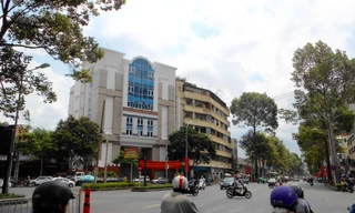 Nhớ người đặt tên cho phố