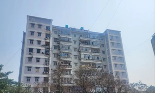 Một số tòa nhà tái định cư tại Khu tái định cư Đồng Tàu, quận Hoàng Mai xuống cấp nghiêm trọng