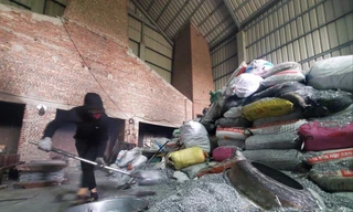 Dự án CCNLN Mẫn Xá được phân lô cho thuê đắt đỏ nhưng tình trạng ô nhiễm môi trường vẫn tái diễn. Ảnh: Viết Hà