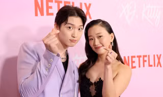 Giải mã bí ẩn “XO, Kitty”: Lý do Min Ho và Yuri là chị em ruột nhưng lại khác họ