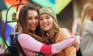 Bài dự thi “Ký ức mùa Hè của tôi”: Bạn của tôi ơi, mùa Hè nào chúng mình bỗng chia ly?