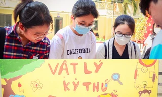 Học sinh khối lớp 9 tham gia “Sao Bắc Đẩu”: Vừa học vừa chơi, vượt “vũ môn” vào lớp 10