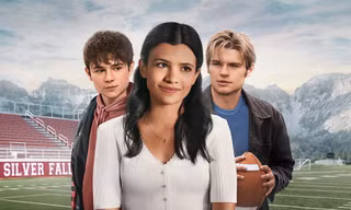 Tôi và Các Cậu Bé Nhà Walter: Phiên bản “chất lượng thấp” của Mùa Hè Thiên Đường