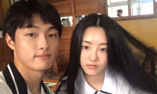 Hai ngôi sao mới của phim "All Of Us Are Dead" (Ngôi Trường Xác Sống) gây tranh cãi 