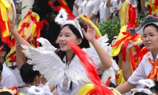 Lễ ra trường của teen Chuyên Lê Hồng Phong (TP.HCM): “Bắt mộng” ký ức và cảm xúc