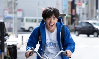 Akaso Eiji tỏa sáng trong “ZOM 100”: Lan tỏa niềm vui sống giữa đại nạn zombie tận thế