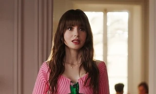 Biết tuốt về Emily in Paris mùa 4: Công việc và tình cảm của Emily hóa cơn lốc