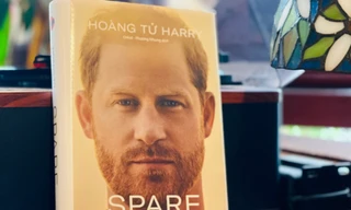 Hồi ký “Kẻ Dự Bị” của Hoàng tử Harry: “Thâm cung bí sử” gây sốc về Hoàng gia Anh