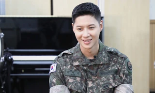 “Em út” SHINee dời lịch xuất ngũ: Fan quyết tâm chờ Taemin thêm 100 ngày nữa!