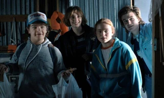 Ấn tượng nhất Stranger Things 4: "Trai đẹp" Steve xứng danh "người trông trẻ của năm"!