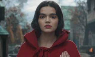 Doanh thu “Snow White” bị “đầu độc” khiến Disney lỗ nặng hơn trăm triệu đôla