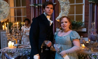 Phần 2 Bridgerton mùa 3: Lady Whistledown "cản đường" đám cưới Polin