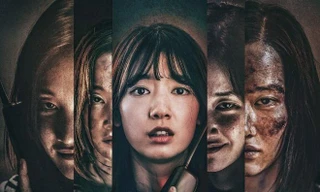 Chán đối đầu zombie trong “#Alive”, Park Shin Hye mắc bẫy quá khứ trong “The Call”