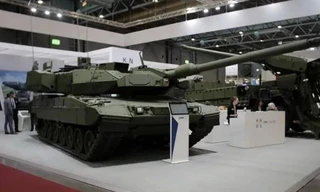 Đức trình làng xe tăng thế hệ mới Leopard 2A8 