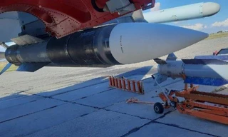 Rộ tin Nga phát triển tên lửa không đối không mang đầu đạn hạt nhân 