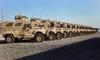 Mỹ tuyên bố cung cấp hàng nghìn tên lửa, hàng trăm xe bọc thép cho Ukraine