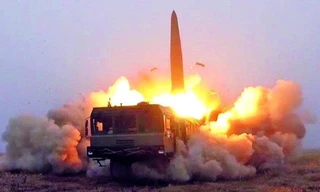 Nga phóng 14 tên lửa đạn đạo về phía Ukraine