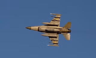Nga lên tiếng vụ bắn rơi máy bay chiến đấu F-16 của Ukraine