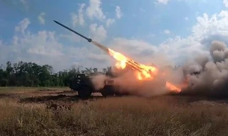 BM-27 Uragan - ‘cuồng phong’ Nga khiến mọi đối thủ phải khiếp sợ