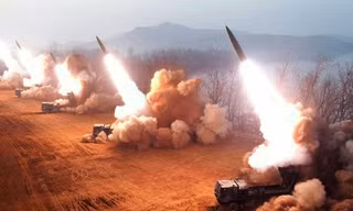 Nhà Trắng xác nhận cho phép Ukraine sử dụng tên lửa tầm xa ATACMS tấn công lãnh thổ Nga