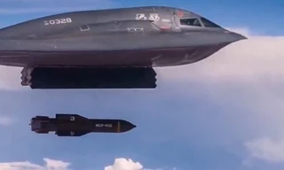 Rộ tin Mỹ ném bom cơ sở huấn luyện Houthi, hạ hàng trăm tay súng