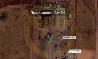 Ukraine xác nhận phá hủy cường kích-ném bom Su-34 của Nga ở sân bay Morozovsk 