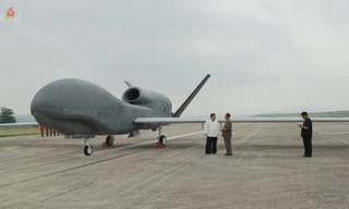 Máy bay không người lái Triều Tiên có nhiều nét tương đồng với Global Hawk của Mỹ