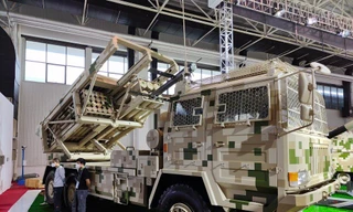 Truyền thông Nga: Pháo phản lực SR5 của Trung Quốc tương tự Himars Mỹ 