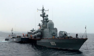 Tàu chiến Nga trở lại Biển Đen sau nhiều ngày 'án binh bất động'