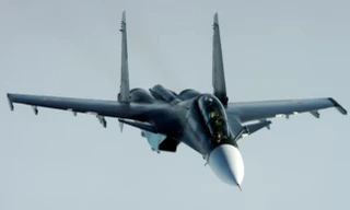 Ukraine tung video máy bay chiến đấu Su-30SM của Nga bị thiêu rụi