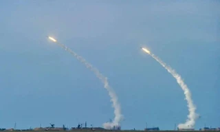 Tổng thống Ukraine Volodymyr Zelensky: Nga tích lũy 10.000 tên lửa S-300