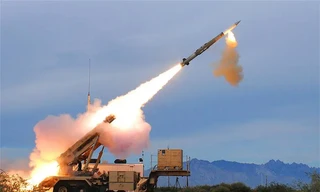 Đức tính chi 17 tỷ Euro để tăng cường khả năng phòng thủ 