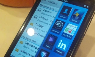 Chờ BlackBerry 10 ‘đập hộp’