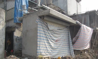 Nhà kỳ dị xuất hiện trên con đường ‘đắt nhất hành tinh’