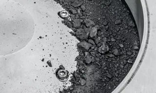 NASA tiết lộ mẫu đá đầu tiên mang về từ tiểu hành tinh Bennu nguy hiểm 